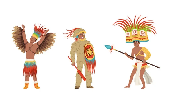 Nativi americani indiani uomini in abiti tradizionali set, antichi guerrieri e personaggi sciamani cartone animato vettoriale illustrazione — Vettoriale Stock
