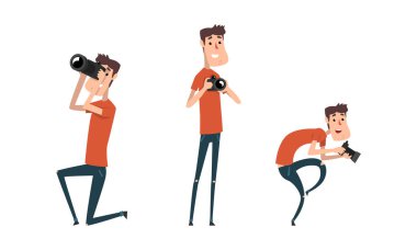 Man Paparazzi Kamera Seti ile Fotoğraf Çekiyor, Komik Fotoğrafçı Çeşitli Pozlarda Kamerayla Çizgi Film Resimleri