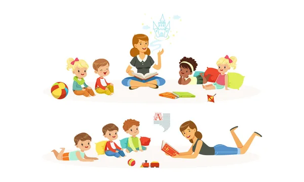 Tanár Olvasás Könyv gyerekeknek az óvodában, Gyerekek Hallgatják a tündérmesét az Általános Iskolában Rajzfilm Vektor Illusztráció — Stock Vector