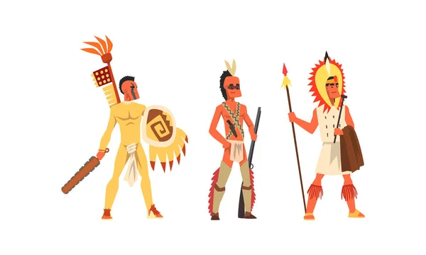 Sada domorodých nebo domorodých bojovníků, mužských amerických indiánů oblečených v etnickém oblečení se zbraněmi, představitelů amerických kmenů karikaturní vektorové ilustrace — Stockový vektor