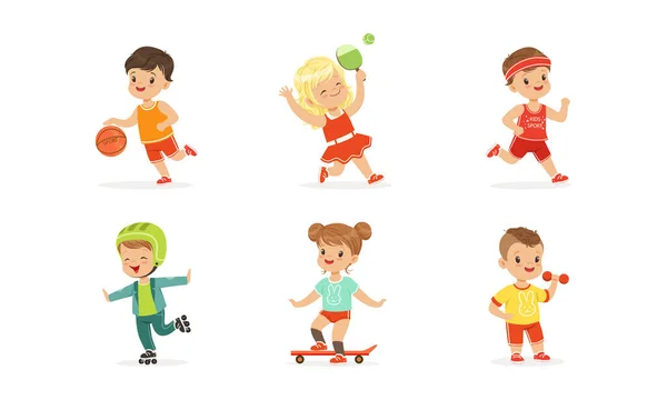 Petits enfants mignons faisant du sport, Petits garçons et filles faisant de l'exercice avec des haltères, Jouer au ballon, Tennis, Roller, Skateboard Course à pied Illustration vectorielle de bande dessinée — Image vectorielle
