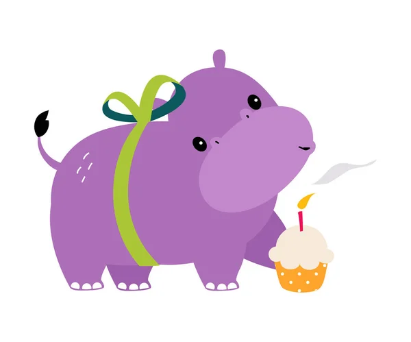 Feliz Conceito de Aniversário, Adorável Hippo Baby Animal com Cupcake Festivo, Elemento de Celebração do Chuveiro de Bebês Ilustração do Vetor dos Desenhos Animados — Vetor de Stock