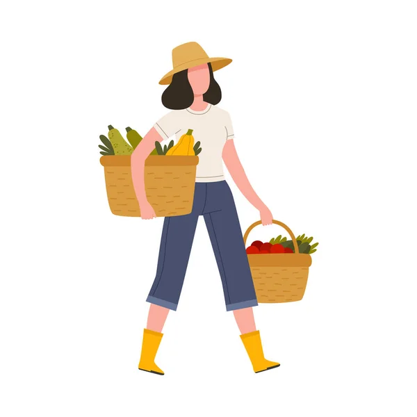 Mujer agricultora en sombrero de paja y botas de goma que lleva la cesta de mimbre con verduras maduras Vector Ilustración — Archivo Imágenes Vectoriales