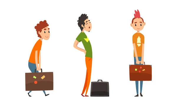 Ensemble de personnes voyageant, personnages touristiques masculins avec des bagages Illustration vectorielle de bande dessinée — Image vectorielle