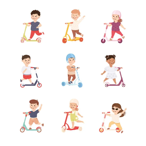 Niños sonrientes montando en patada Scooter empujando el conjunto de vectores de tierra — Vector de stock