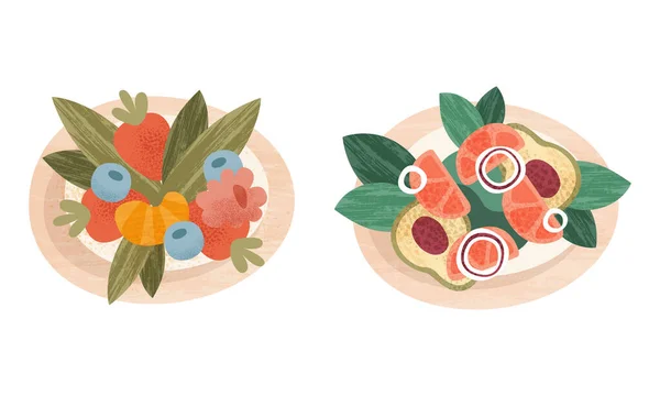 Comida saludable en platos Set, Mandarina, Aguacate, Cítricos, Fresa, Arándanos, Ilustración de Vectores de Dibujos Animados de Frambuesa — Vector de stock