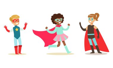 Süper Kahraman Kostümlü Mutlu Gülümseyen Erkekler ve Kızlar, Süper Çocuk Karakterleri Çizgi Film Vektör İllüzyonu