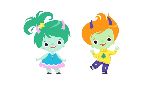Cute Troll znaków z różnych kolorów włosów zestaw, Mały chłopiec i dziewczyna Fantasy bajkowe stworzenia Ilustracja wektor kreskówek — Wektor stockowy