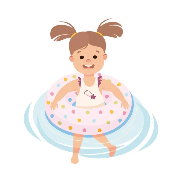 Маленькая девочка в купальнике с надувной резиновой векторной иллюстрацией — стоковый вектор
