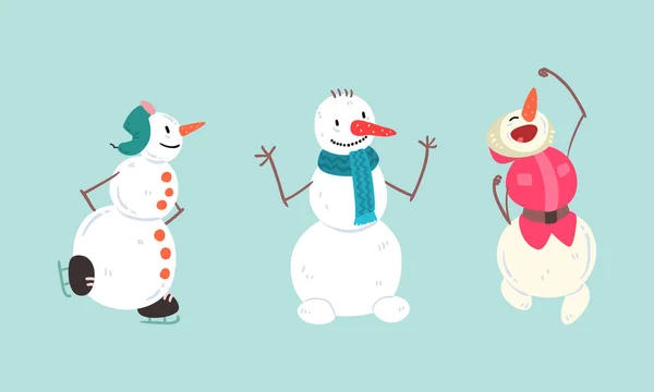 Ensemble de bonhomme de neige de Noël mignon, Personnages drôles de Noël portant chapeau et écharpe, Happy Winter Holidays Design Illustration vectorielle de bande dessinée — Image vectorielle