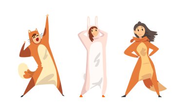 Erkek ve Kadın Tulum Giydi Çeşitli Hayvan Vektörü Seti