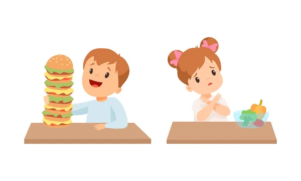 Menino na mesa com hambúrguer e menina rejeitando comer legumes vetor conjunto — Vetor de Stock