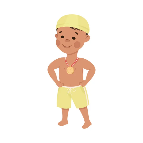 Симпатичный мальчик в плавках и шляпе с медалью в качестве векторной иллюстрации к спортивным соревнованиям — стоковый вектор