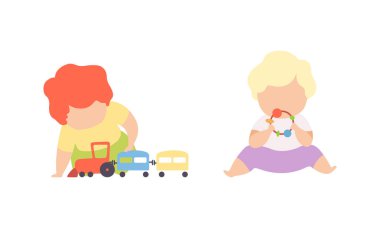 Bebek Çocuk Yerde Oturuyor ve Çocuk Vektörü Seti 'nde Oyuncaklar Oynuyor