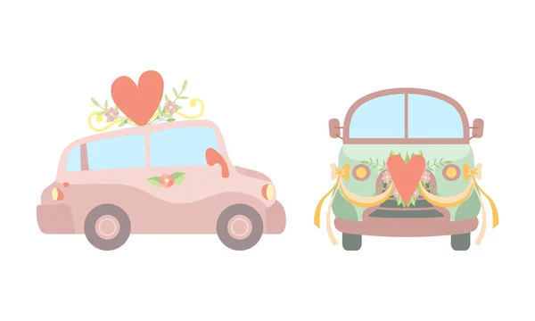 Oldtimer dekoriert mit Blumen und Herz als Hochzeits-Retro-Fahrzeug-Vektor-Set — Stockvektor