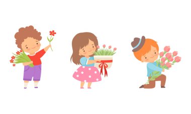 Sevimli Küçük Oğlan ve Kız Çiçek Veriyor Tebrik Vektörü Seti