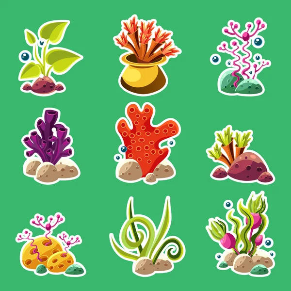 Dibujos animados bajo el agua plantas y criaturas — Vector de stock