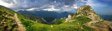 Panoramik Tatra Dağları doruklarına