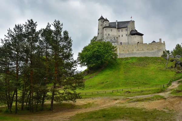 Paisagem do castelo de Bobolice na Polônia — Fotografia de Stock