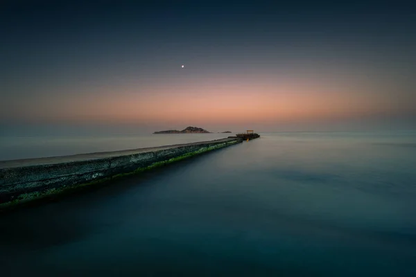 Belo Nascer Sol Sobre Praia Arillas Corfu Norte Grécia — Fotografia de Stock