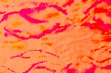 Suluboya Baskı. Otantik Fırça Sanatı. Suluboya deseni. Turuncu kravat boyalı gömlek. Banner 'ı fırçaladım. Batik' i bağla. Kırmızı Parlak Sanatsal Kirli Sanat. El yapımı Dirty Art. Islak Resim Yazdırma.