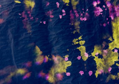 Suluboya Baskı. Banner 'ı fırçaladım. Turkuaz Splash Banner. Kravat boyası. Koyu mavi akvaryum dokusu. Mor kravat boyalı batik. Yeşil Sanatsal Kirli Sanat. Kirli Sanat Arkaplanı. Islak Resim Yazdırma.