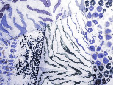 Gümüş Sanatsal Kirli Sanat. Kirli Sanat Arkaplanı. Islak Sanat Yazıcısı. Suluboya Baskı. Banner 'a su sıçrat. Mavi Kova dokusu. Indigo Tie Dye Batik. Banner 'ı fırçaladım. Boya yamalı kravat. Mor