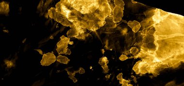 Parlak Duvar Kağıdı. Eşsiz Tekstil. Sarı Sıçrama Yazdırma. Kahverengi kravat boyalı gömlek. Suluboya deseni. Şeffaf duvar kağıdı. Kara Kirli Sanat Ressamlığı. El yapımı Dirty Art. Aquarelle Yazdırma.