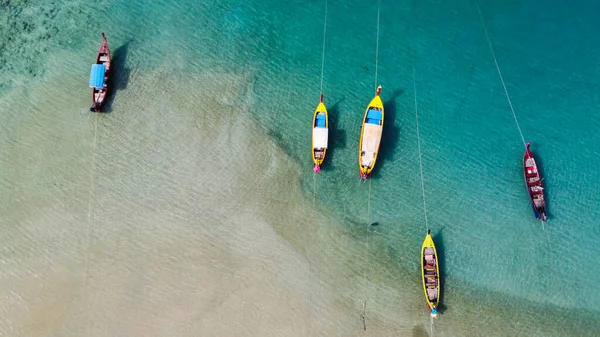 Vista Superior Barco Tradicional Mar Azul Vista Superior Drone Voador Imagens De Bancos De Imagens