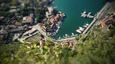 zaman sukut dock deniz mountian gemilerle