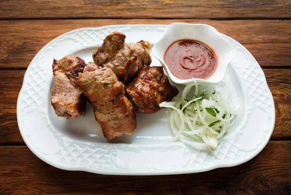 Comida de restaurante. Prato de carne quente. Churrasqueira — Fotografia de Stock