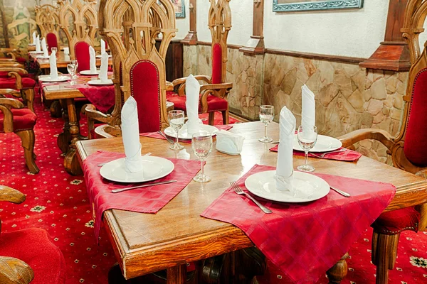Restaurant met oude middeleeuwse kasteel-interieur — Stockfoto