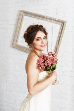 Şampanya gelinlik gelin portresi