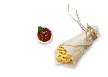 Patates kızartması ormanda paket paketlenmiş