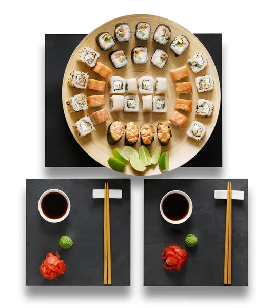 Set van Sushi Maki en rollen geïsoleerd op wit. — Stockfoto