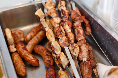 Sığır eti kebabı. Taze et mangal, Barbekü