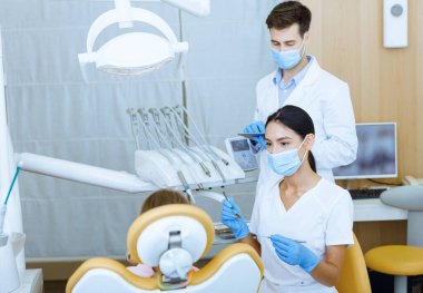 Çocuk dişli uzman doktorların işi.