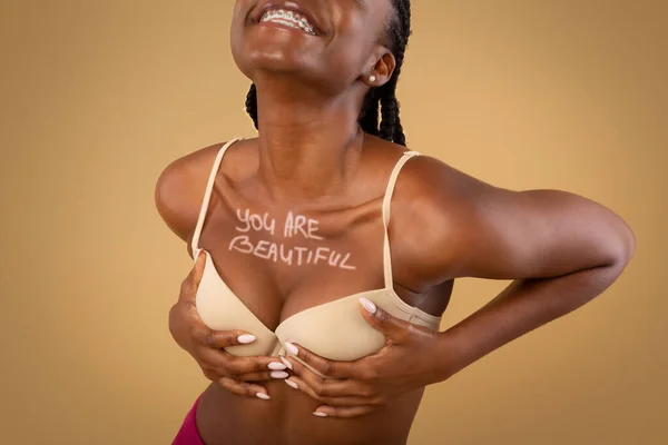 Happy Black Woman In Bra With You Are Beautiful Inscription On Chest — Stock Photo, Image