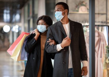 Son satış ve Kara Cuma covid-19 salgını ve yeni normal