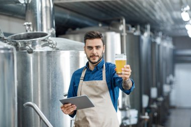 Yüksek kaliteli ürünler, içki endüstrisi ve bira tarzı