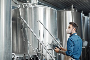 Modern bira fabrikası, zanaat birası ve covid-19 karantina