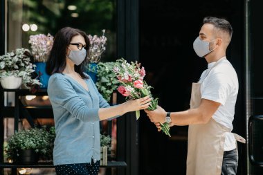 Covid-19 salgını sırasında yeni normal, sosyal uzaklık ve bitki endüstrisi