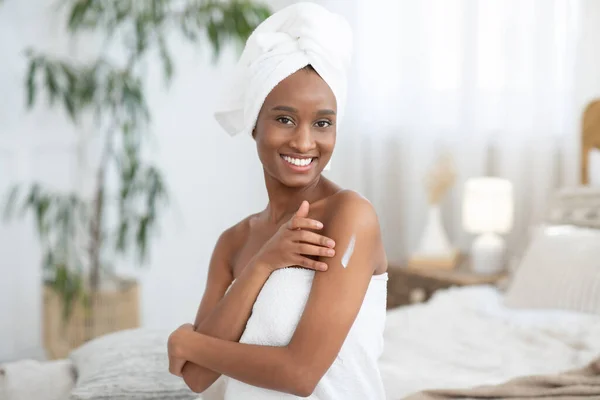 Natuurlijke huidverzorging en routine voor een stralende huid — Stockfoto