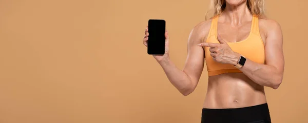 Fitness advice from popular coach blogger and mobile workout app