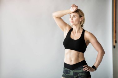 Egzersiz yaptıktan sonra rahatla, nefeslen, evde ya da spor salonunda kendini izole ederken ara ver.