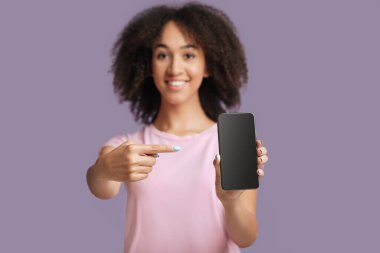 Reklam, online ipuçları, numaralar ve harika eleştiriler