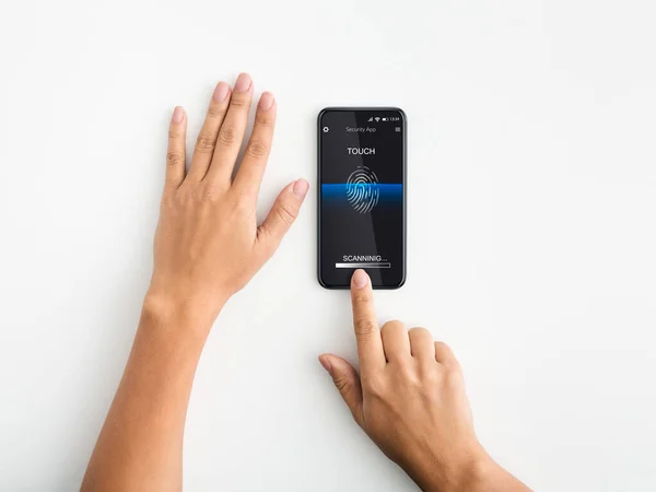 Nő megható ujjlenyomat szkenner Smartphone, fehér háttér, Kollázs — Stock Fotó