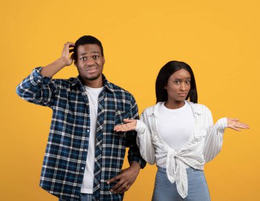 Anlaşılmaz, alışılmadık bir teklif ve zor bir seçim, ne yapacağımı bilmiyorum.