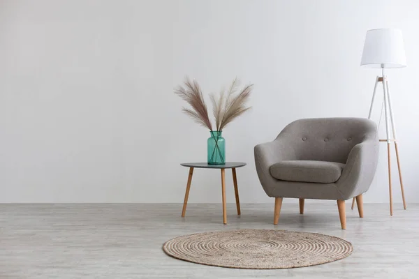 Mockup moderní interiér, šedý nábytek v obývacím pokoji — Stock fotografie