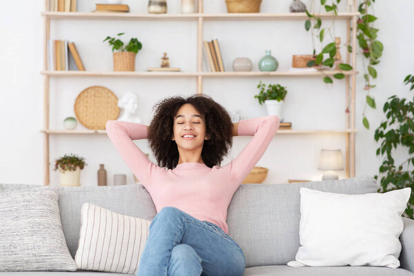 Наконец, один дома, чистота в квартире и человеческих эмоций